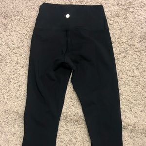 Lululemon Capri leggings, size 4 black